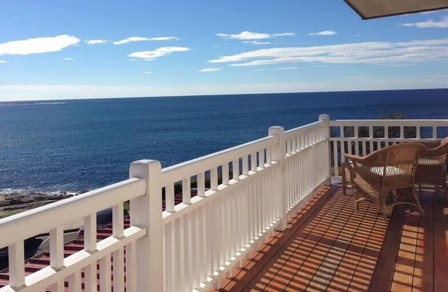 Divine Coastal Holiday Home