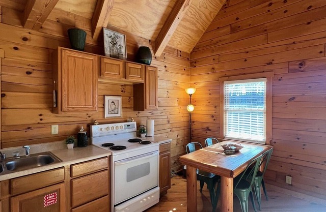 Doc's Place at Rough River