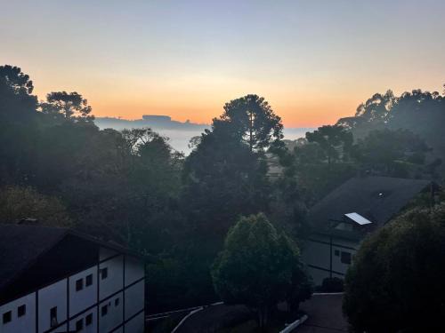 Dolomitas Refúgio Campos do Jordão Apto Inteiro com Lareira