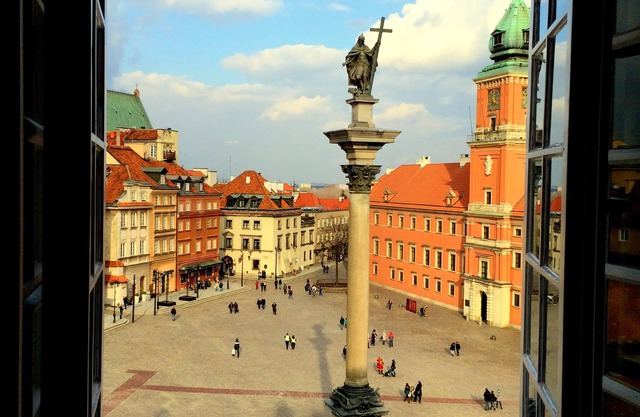 Dom Literatury Pokoje Gościnne