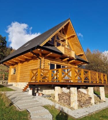 Dom z Bali Zawoja z widokiem na Babią Górę