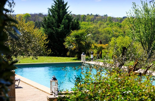 Domaine Perigourdin - Four Bedroom Villa, Sleeps 8