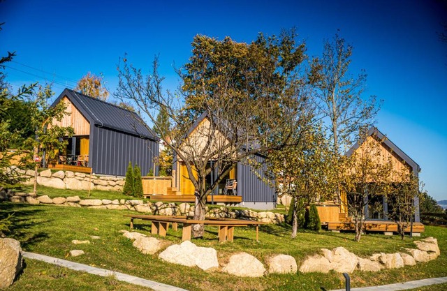 Domandi mountain holiday lodges