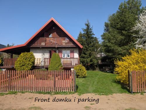 Domek letniskowy w Szkotowie