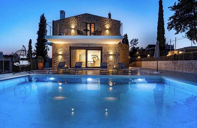 Domus Dervisi, by Estia