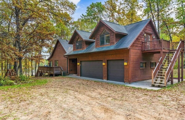 Don’t Miss This Cozy Rock Lake Fall Escape