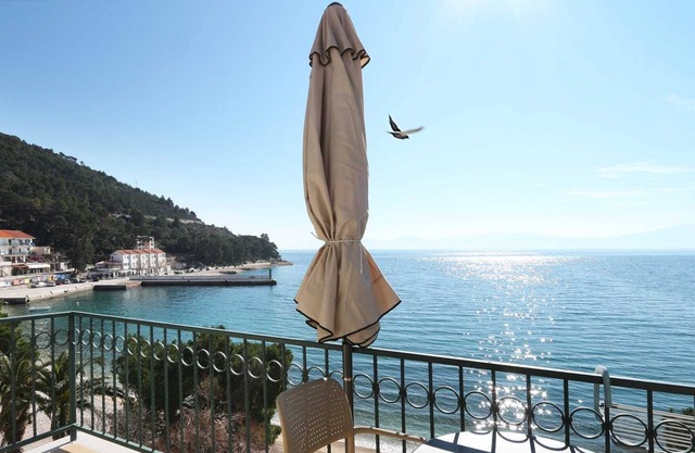 Double Comfortable Studio Sea View Apartment 22