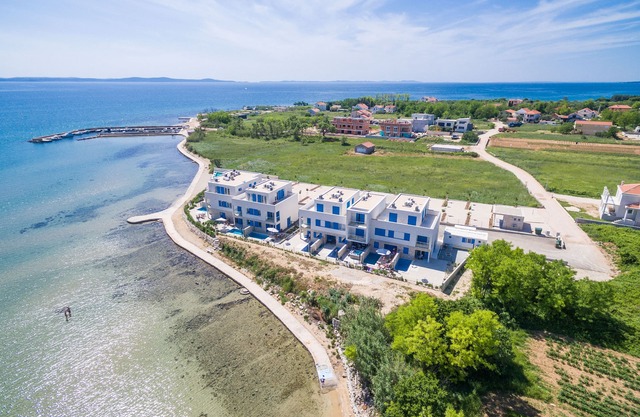 Double villa for big groups