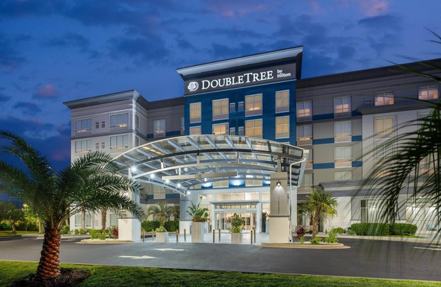 DoubleTree by Hilton Brunswick