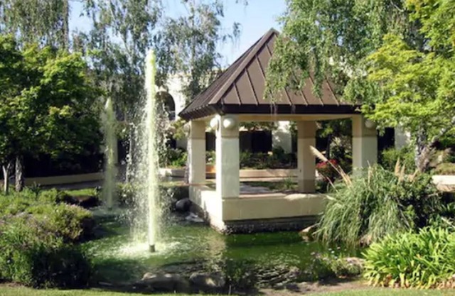 Doubletree by Hilton Newark - Fremont