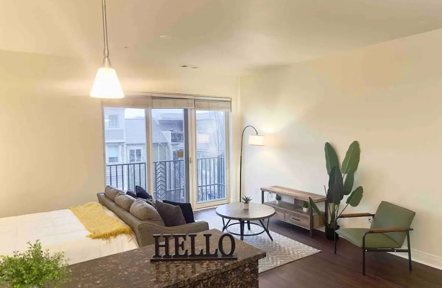 Downtown Comfy Studio w/Free Parking