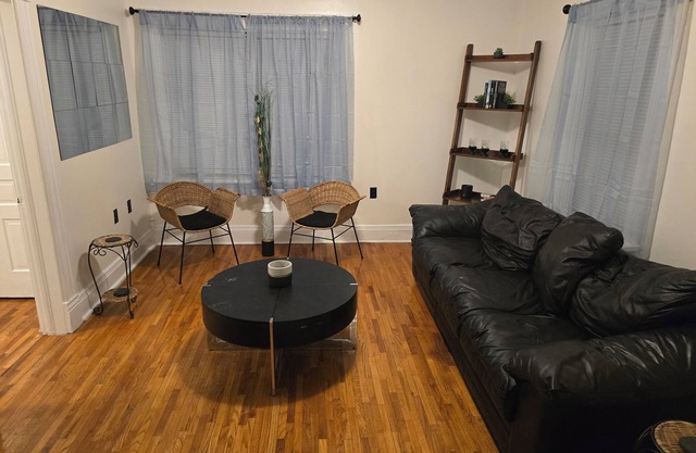 Downtown Lima 1 Bdrm Haven!