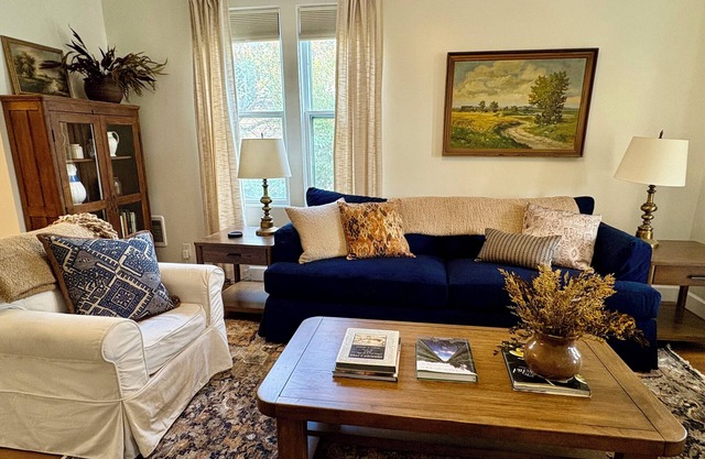 Downtown Luxury Apartment