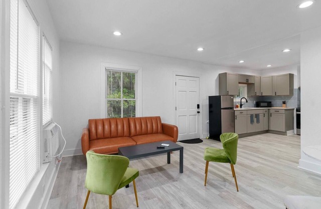Downtown Orlando 1BR Peaceful + Convenient