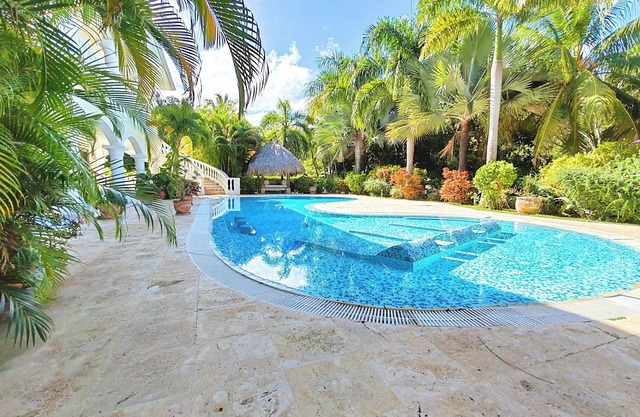 DR 4BR Villa Coco7 close to everything +FREE Bonus