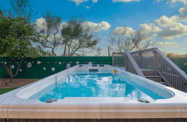 Dream Golf Escape: Pool, Hot Tub & Entertainment