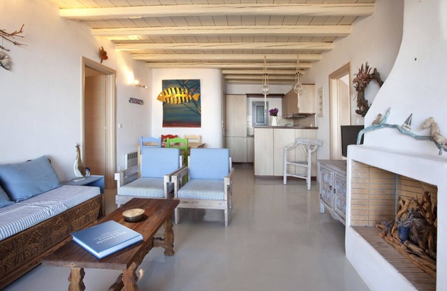 Driftwood - Beautiful House with garden and breathtaking sea view