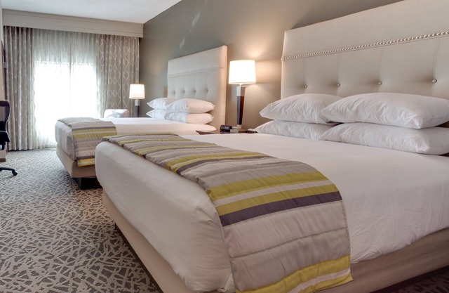 Drury Inn & Suites Pittsburgh Airport Settlers Ridge