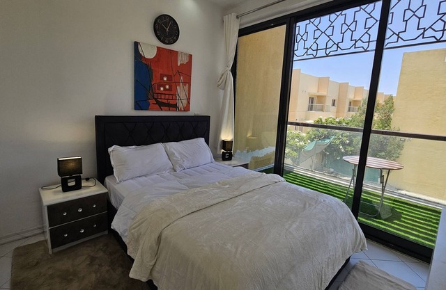 Dubai- 1BHK Villa Townhouse
