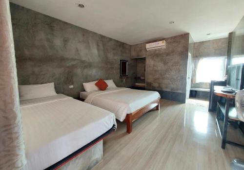 Dungkaew lakeview resort