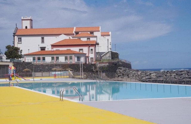 Duplex Apartment with sea and mountain views