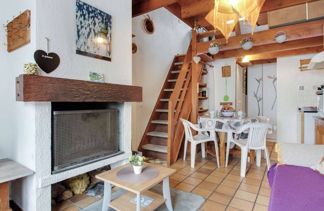 Duplex chalet for 4 with fireplace and parking - Viella