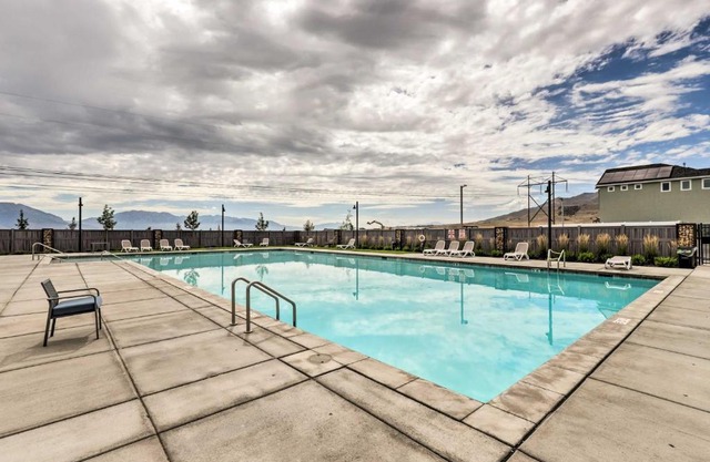 Eagle Mountain Abode with Community Amenities!