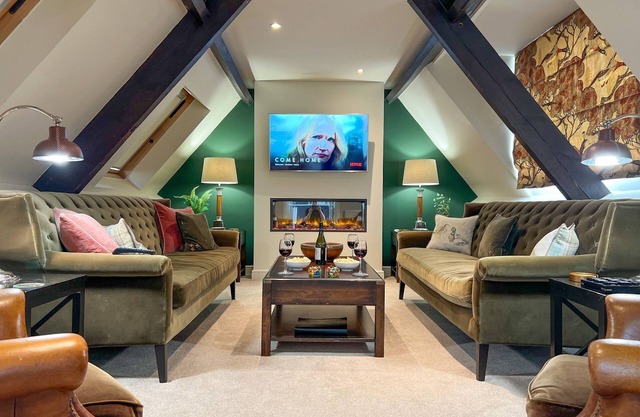 East Wing with views over River Eden, close to Carlisle and the Lake District