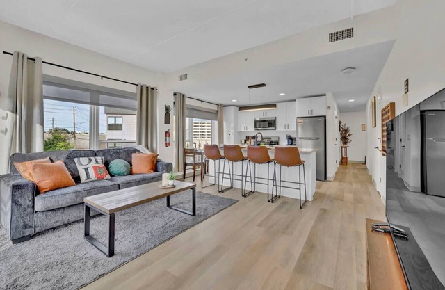 Easy Check-In 4 mins Cleveland Clinic, CWRU, University Circle + Free Parking