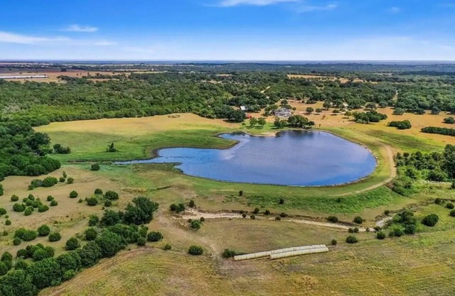 [Eclipse Amenities Included] Food, Live Music, Activities - Glamping Tent 2