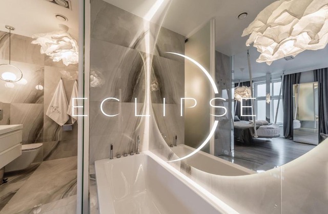Eclipse Silver Room