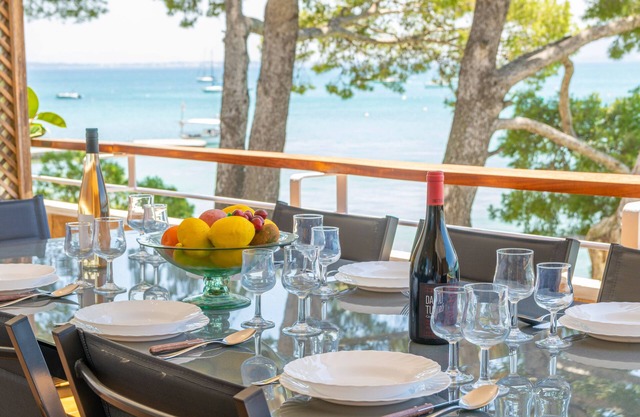 ED. BELLVEURE 2º B (DUPLEX) - Fantastic apartment on the seafront. Free WiFi.