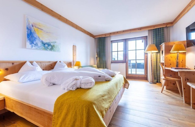 "Edelweiß" - double room with bath, sep. WC (from 7 n.) - Natur- und Wellnesshotel Höflehner