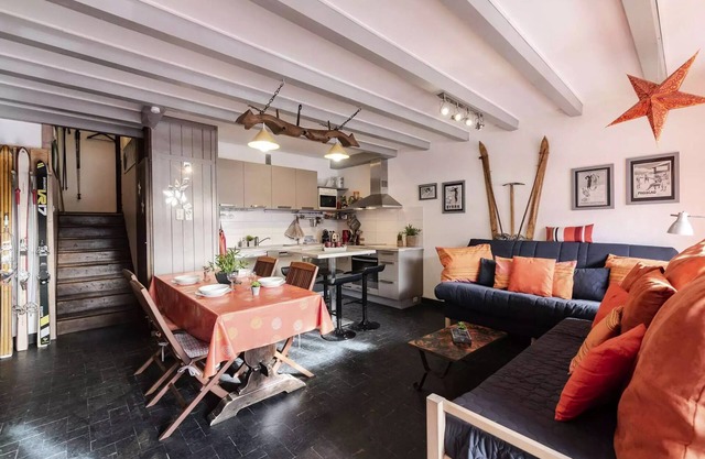 Edelweiss Residence - 3 Rooms for 6 People