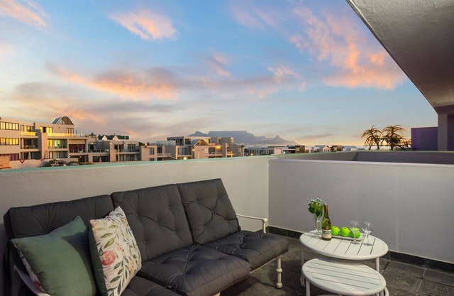 Eden On The Bay 104 - One Bedroom Apartment, Sleeps 2