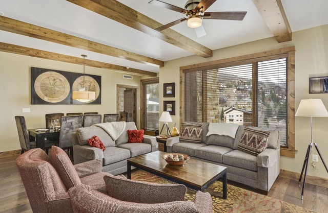 Edgemont 2402 Luxury On Mountain Condo With Ski-In/Ski-Out Access!