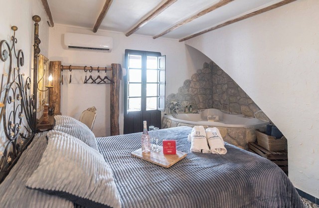 El Escondite de Martina Setenil de las Bodegas by Ruralidays