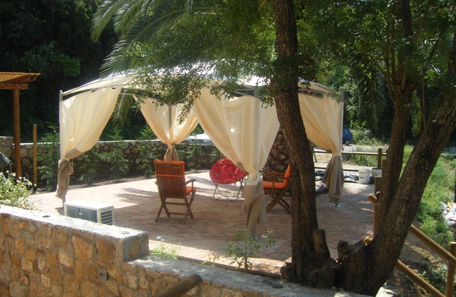 ELBA ISLAND TWO-ROOM APARTMENT 200 MT FROM THE SEA COMPLETELY IMMERSED IN THE GREEN !