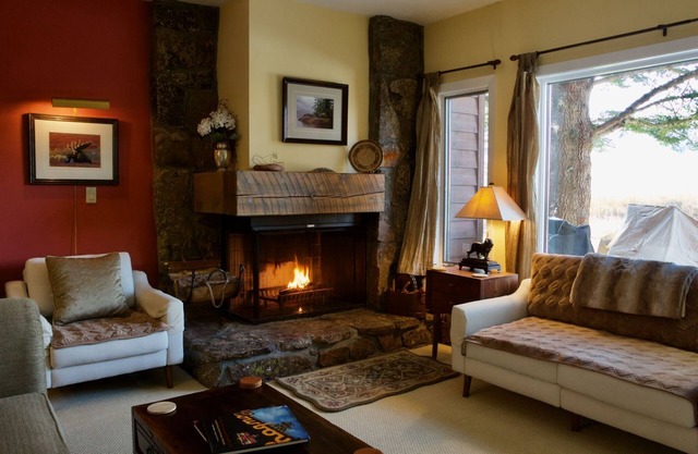 Elegance with Teton Views - Labor Day Available.