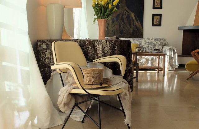 Elegant and bright charming apartment 500 mt from the sea with beautiful terrace