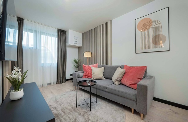 Elegant apartment on Dyrekcyjna | Wroclaw