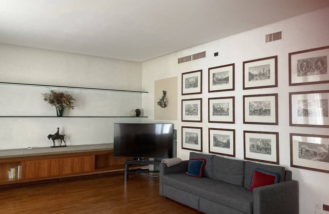 Elegant apartment Santa Maria delle Grazie