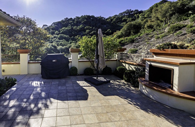 Elegant Avila Beach Retreat