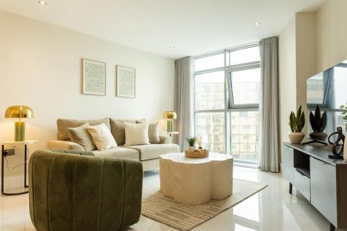 Elegant City Centre Apartment 2 Bedroom With Free Parking