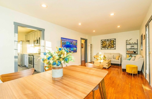 Elegant Comfort on Historic Route 66 Attractions