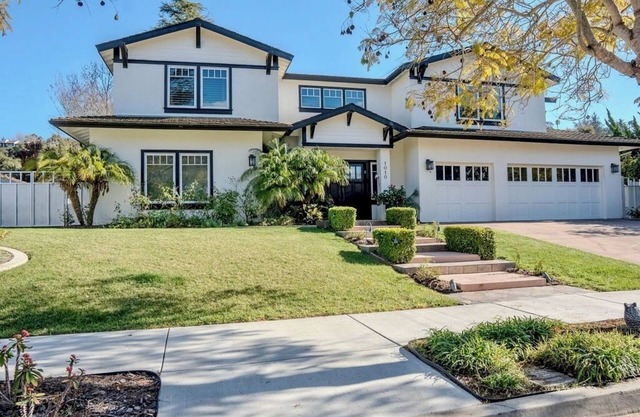 Elegant Santa Barbara Retreat – 4BR Oasis w/Pool, Library & Outdoor Haven