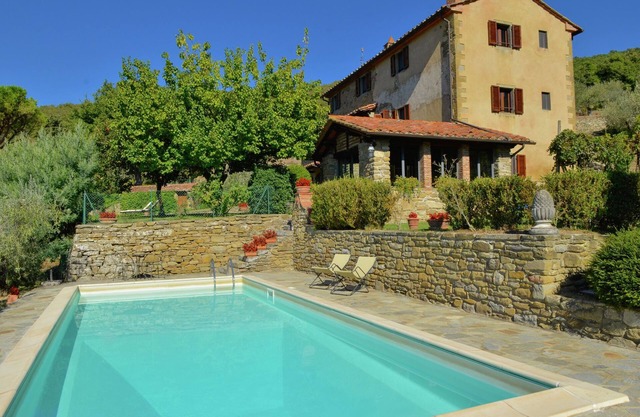 Elegant Villa near Cortona