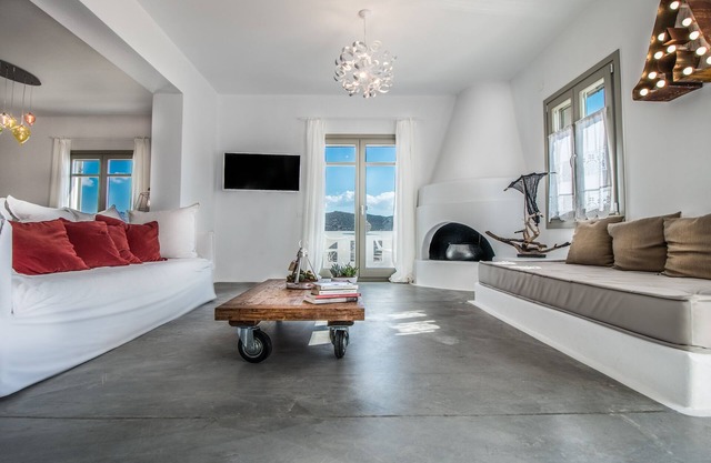 ELEGANT VILLAS WITH PANORAMIC VIEW