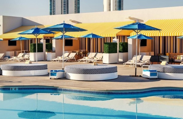 Elite 1 King at The STRAT Hotel, Casino & Tower