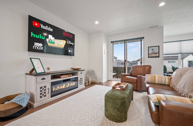 Elliotts Escape Ro5977| Snowbasin | Pool | Hot Tub